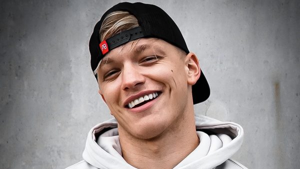 Dusty opnieuw op tv ondanks grensoverschrijdend gedrag